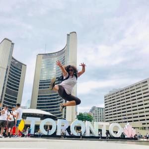 Meet your Posher, Carolina